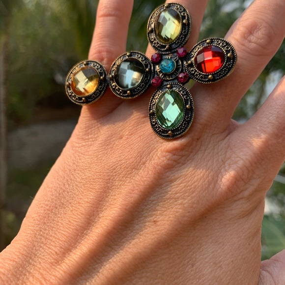 Colorful statement ring - Picture 5 of 8